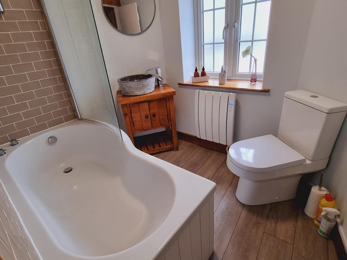 Pass The Keys Charming 19Th Century Country Cottage For 2 Guests Exeter Exterior foto